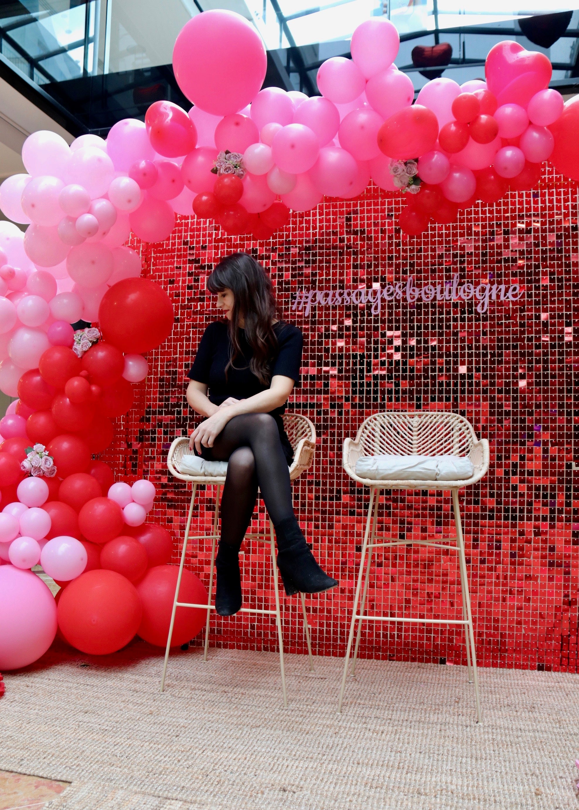 Décoration événementielle de la Saint-Valentin au Centre Commercial Passages Image